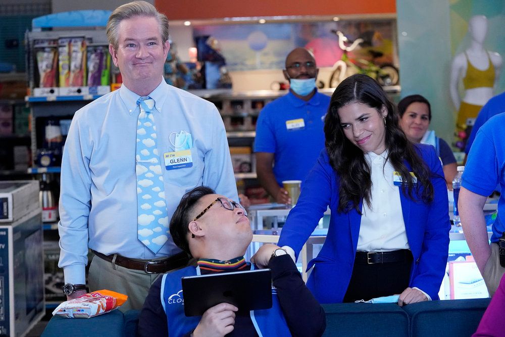 Superstore : Foto Nico Santos, America Ferrera