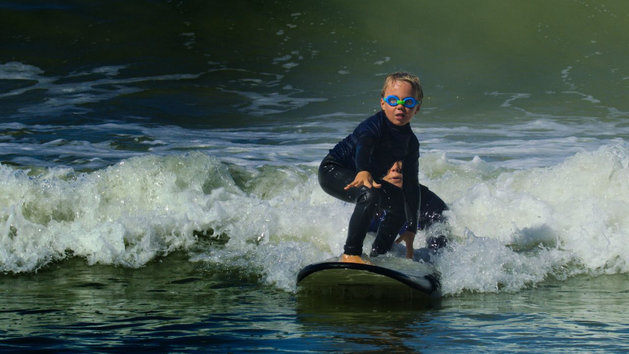 Becoming You: del nacimiento a la infancia : Foto