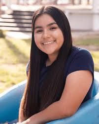 Póster Daniela Estrada