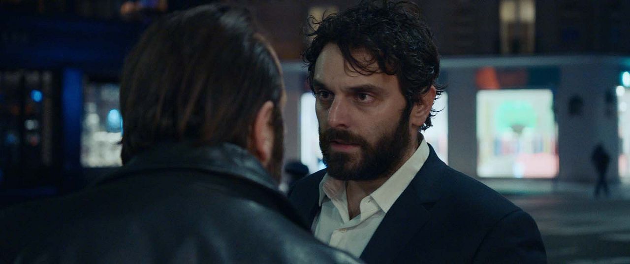 Médico de noche : Foto Pio Marmaï