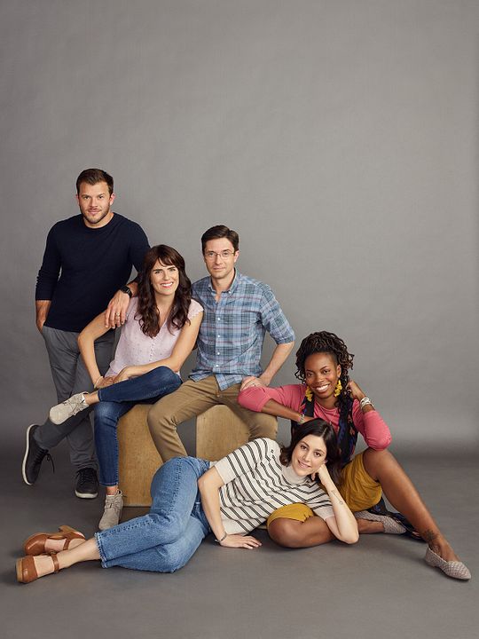 Foto Topher Grace, Karla Souza