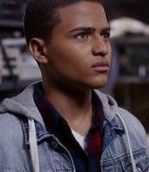 Póster Nathaniel J. Potvin