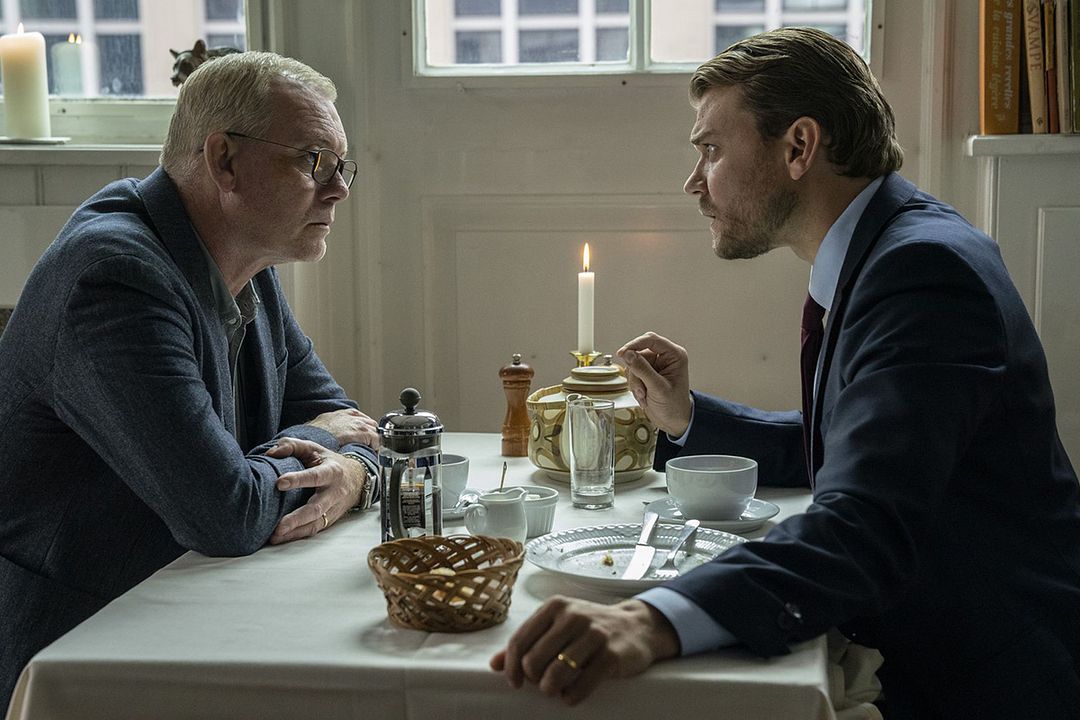 The investigation : Póster