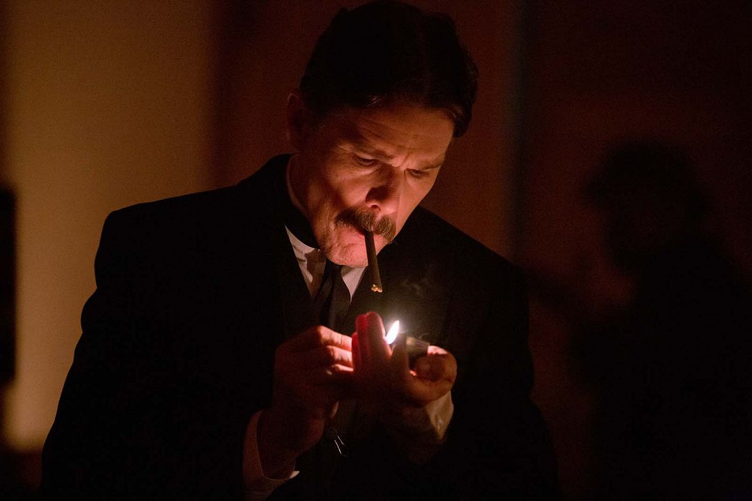 Tesla : Foto Ethan Hawke