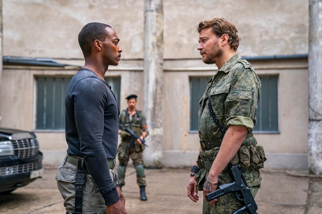 Zona de riesgo : Foto Pilou Asbæk, Anthony Mackie