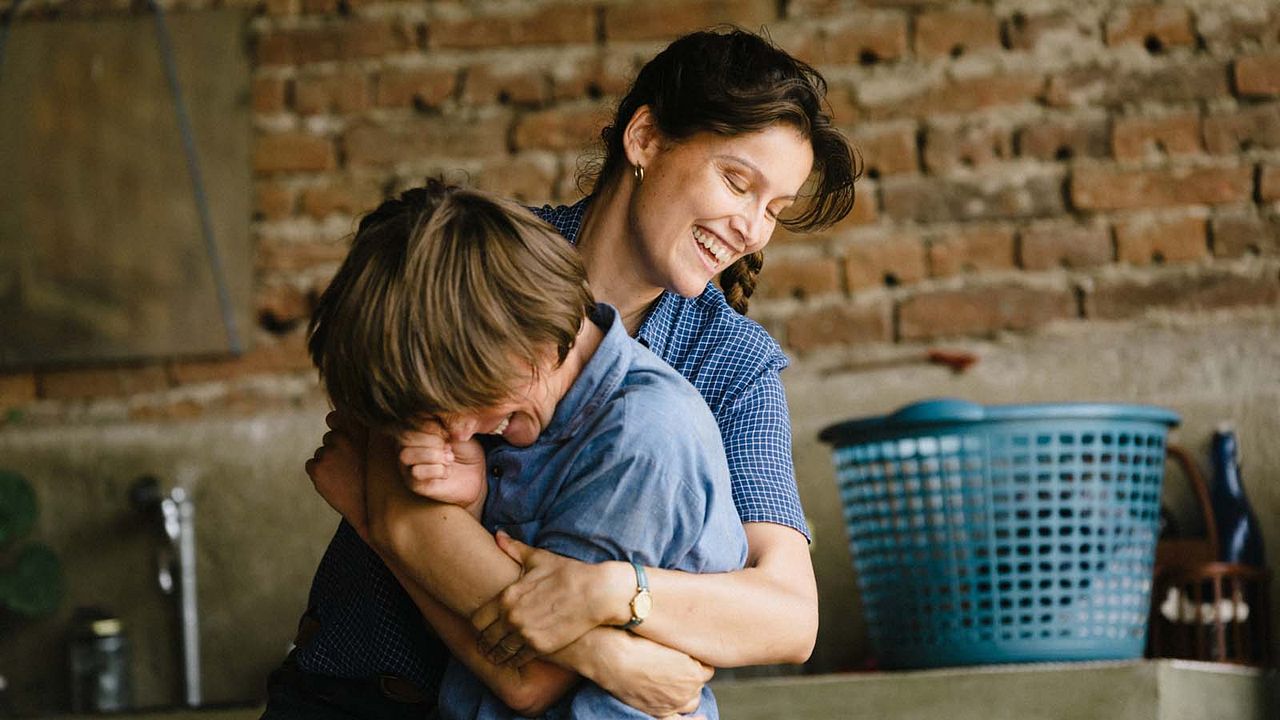 El horizonte : Foto Laetitia Casta