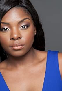 Póster Joaquina Kalukango