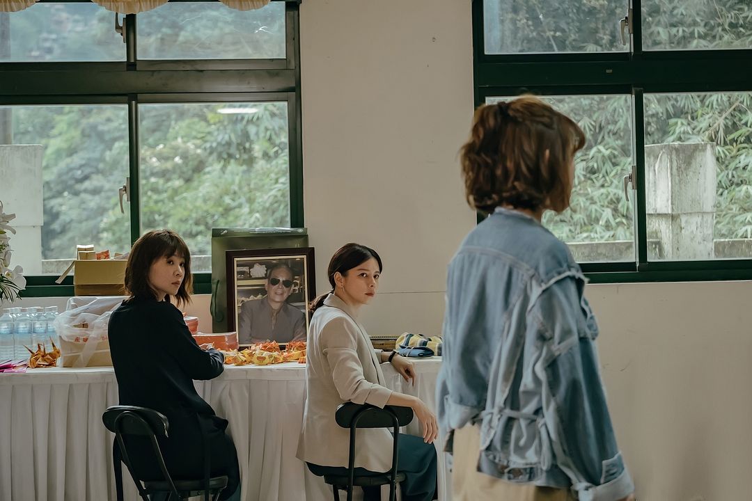 Mujeres grandes y pequeñas : Foto