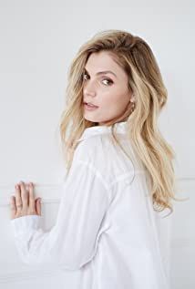 Póster Giulia Guerrini