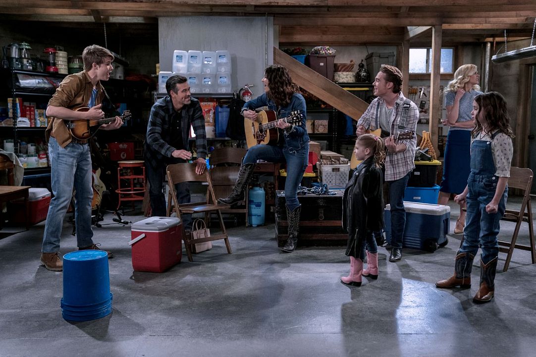 Foto Janet Varney, Pyper Braun