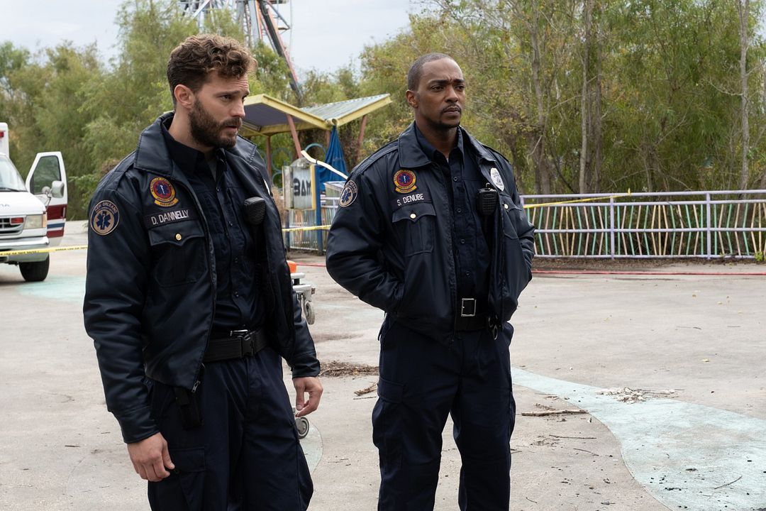 Paratemporal : Foto Anthony Mackie, Jamie Dornan