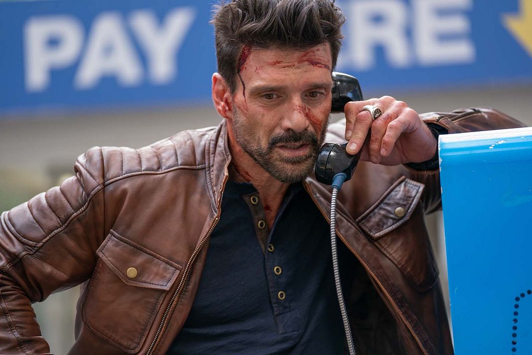 Un día más para morir : Foto Frank Grillo