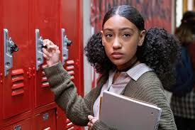 Póster Lexi Underwood