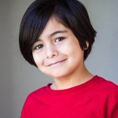 Póster Lucas Armendariz