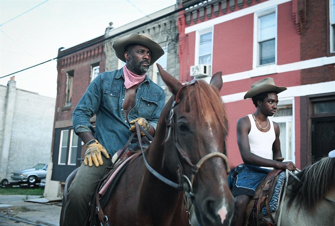 Cowboys de Filadelfia : Foto Idris Elba, Caleb McLaughlin