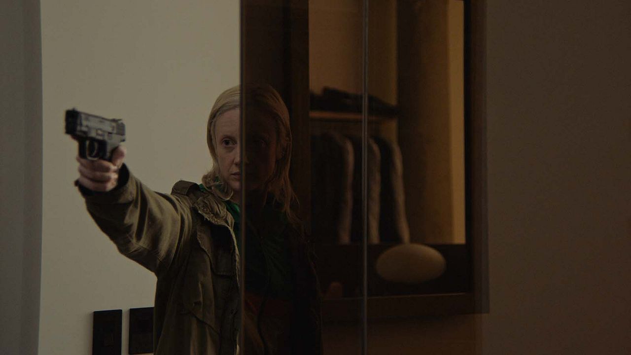 Possesor: Controlador de mentes : Foto Andrea Riseborough