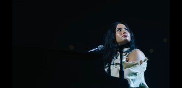 Demi Lovato: Bailando con el Diablo : Póster