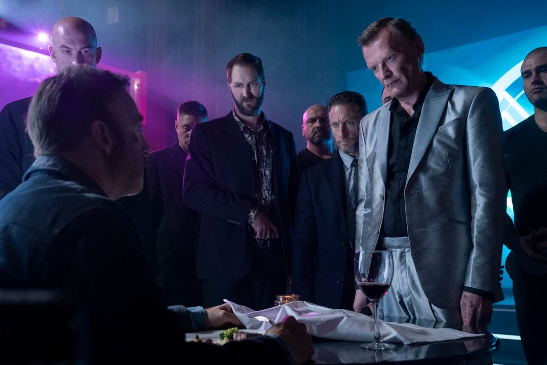 Nadie : Foto Aleksey Serebryakov, Bob Odenkirk