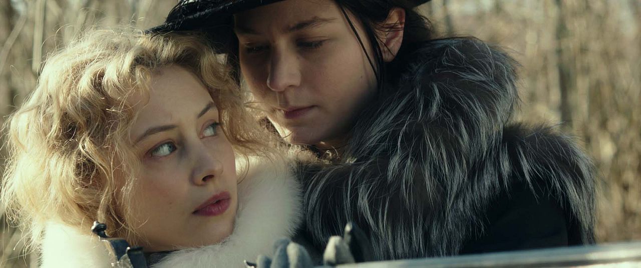 Reina Cristina : Foto Sarah Gadon