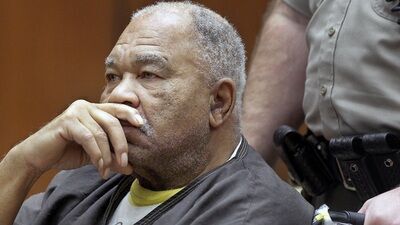 Confronting a Serial Killer : Póster