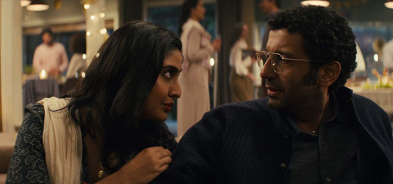 Foto Aliza Vellani, Adeel Akhtar