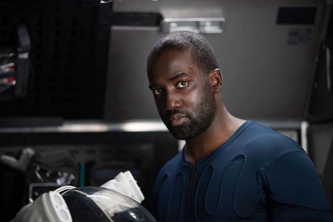 Pasajero inesperado : Foto Shamier Anderson