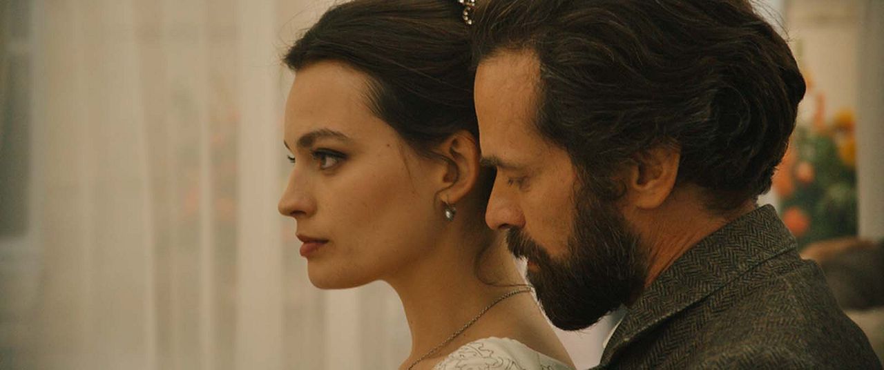 Eiffel : Foto Romain Duris, Emma Mackey