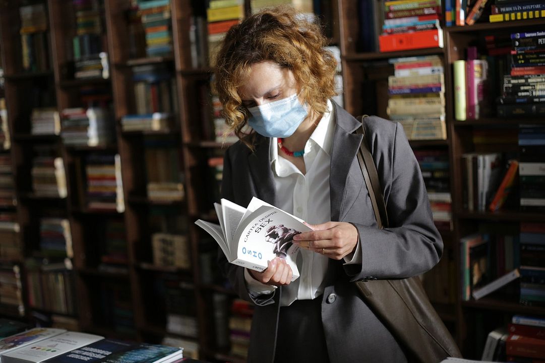 Bad Luck Banging or Loony Porn : Foto