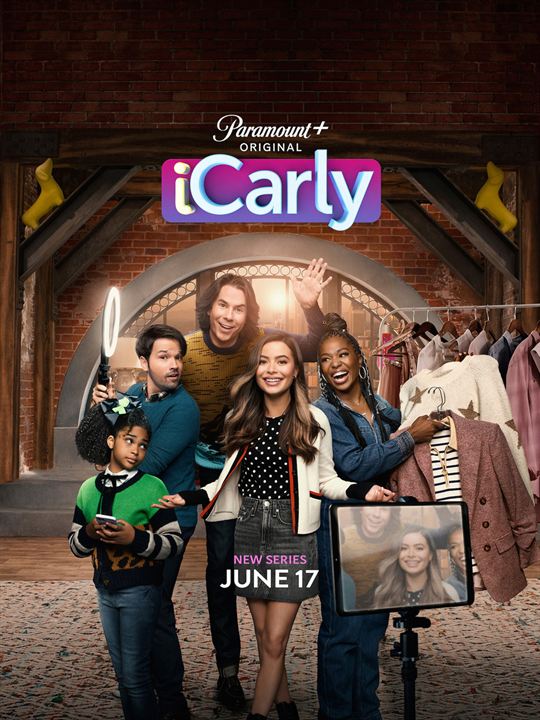 iCarly (2021) : Póster