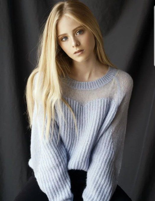 Póster Loreto Peralta