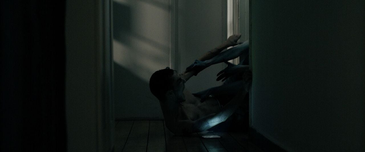 Descarga siniestra : Foto