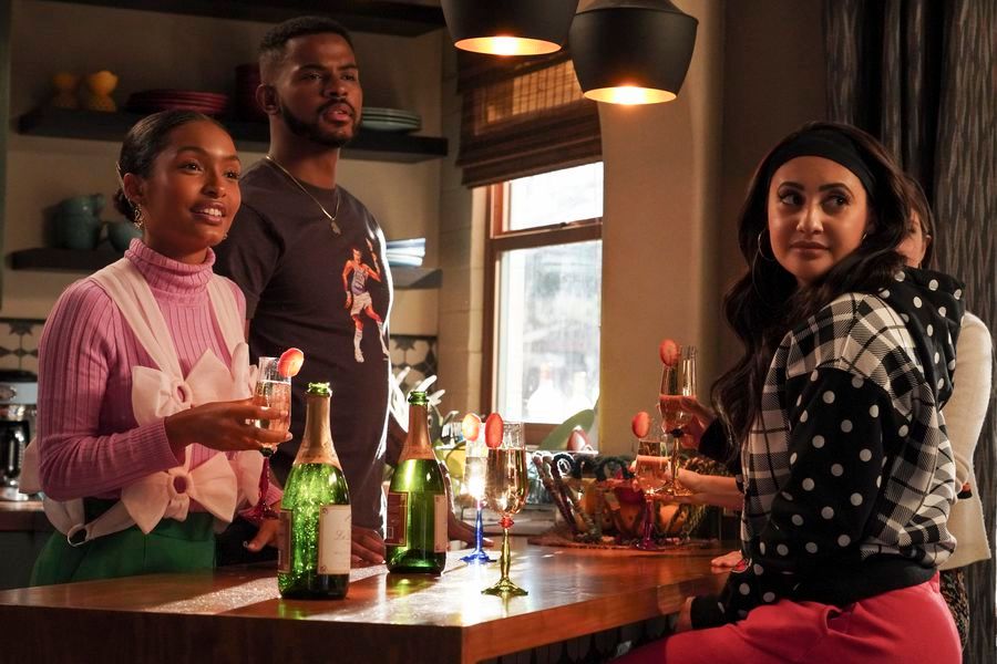 Foto Yara Shahidi, Francia Raisa