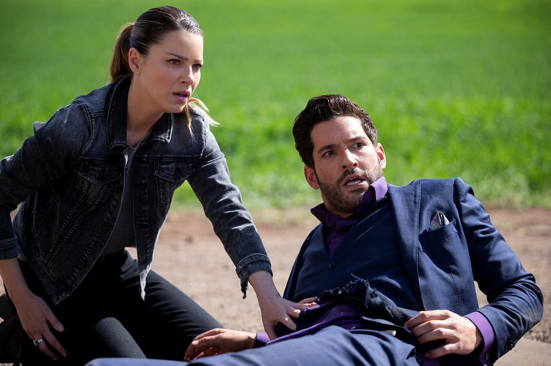 Foto Tom Ellis, Lauren German