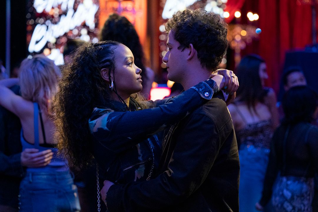 Foto Whitney Peak, Eli Brown