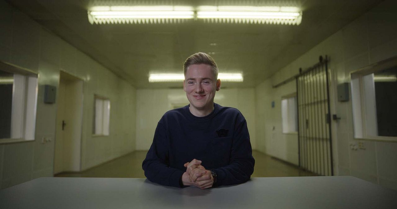 Shiny_Flakes: El cibernarco adolescente : Foto