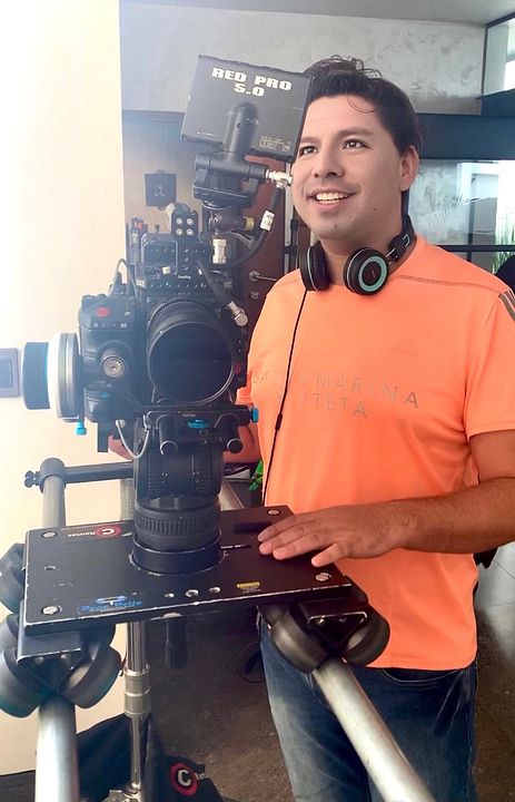 Póster Ricardo Tavera