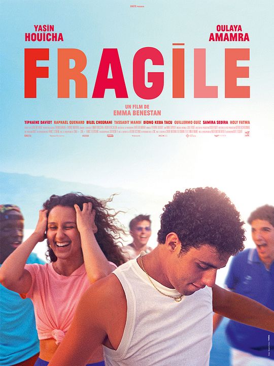Fragile : Póster