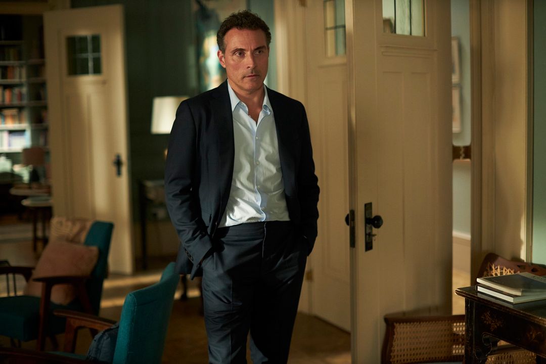 El Padre : Foto Rufus Sewell