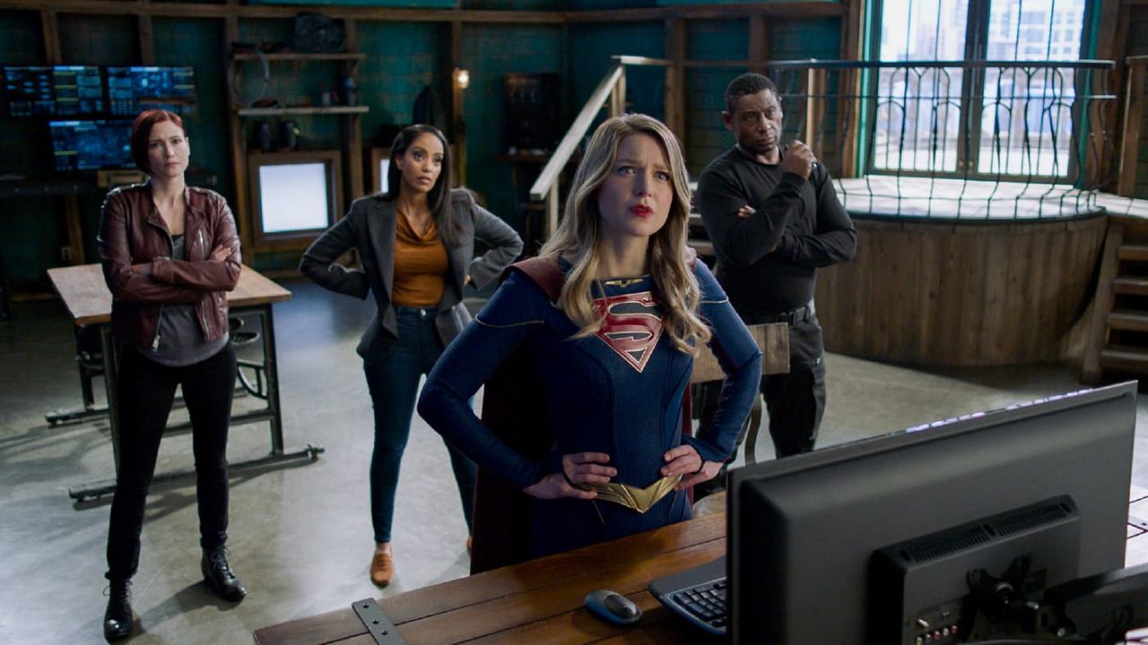 Supergirl : Foto Melissa Benoist, Chyler Leigh