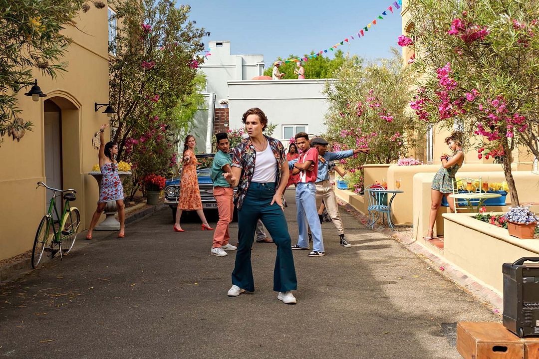 Más allá de la fiesta : Foto Spencer Sutherland