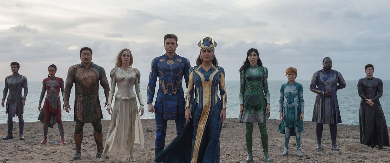 Eternals : Foto Richard Madden, Don Lee, Angelina Jolie, Gemma Chan, Kumail Nanjiani, Dong-seok Ma, Brian Tyree Henry, Barry Keoghan, Lia McHugh, Lauren Ridloff, Salma Hayek