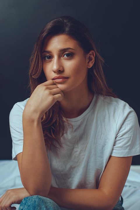Póster Ashley Reyes