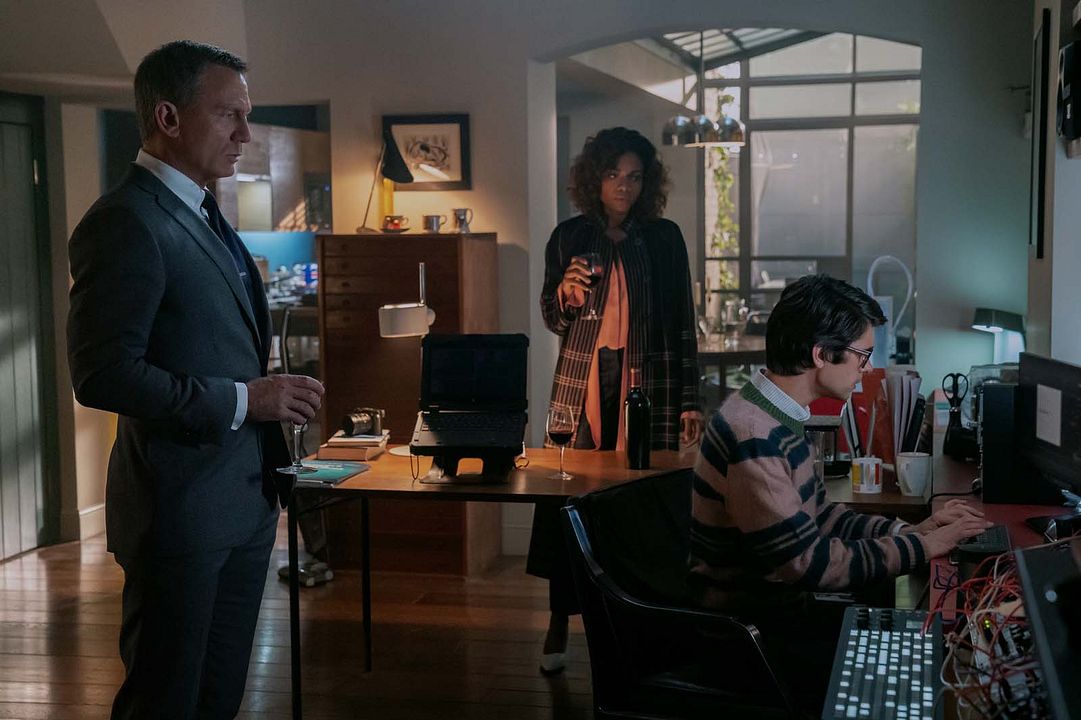 007: Sin tiempo para morir : Foto Naomie Harris, Ben Whishaw, Daniel Craig