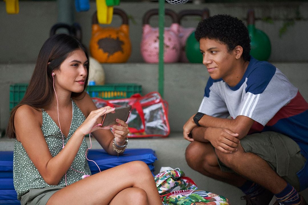 Confesiones de una chica invisible : Foto Gabriel Lima, Klara Castanho