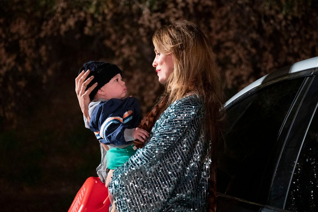 You : Foto Saffron Burrows