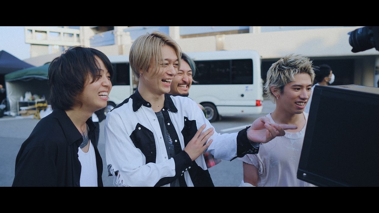 A cara o cruz – Un documental de ONE OK ROCK : Foto