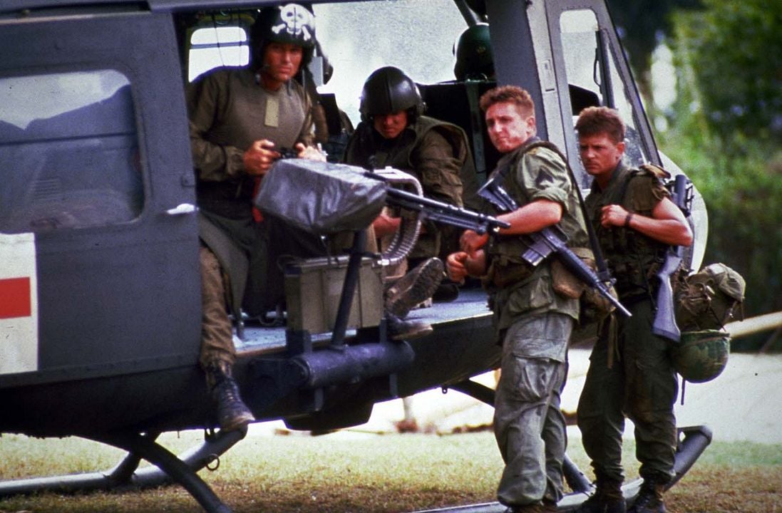 Pecados de guerra : Foto Sean Penn, Michael J. Fox