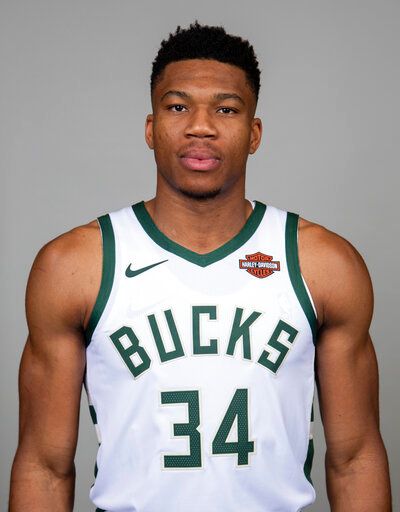 Póster Giannis Antetokounmpo