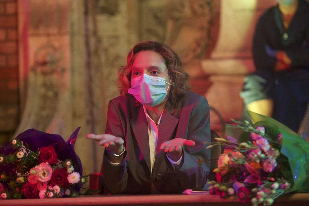 Bad Luck Banging or Loony Porn : Foto