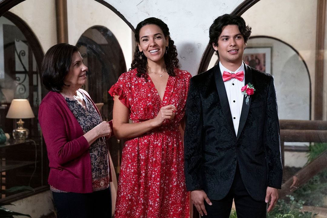 Foto Xolo Maridueña, Vanessa Rubio